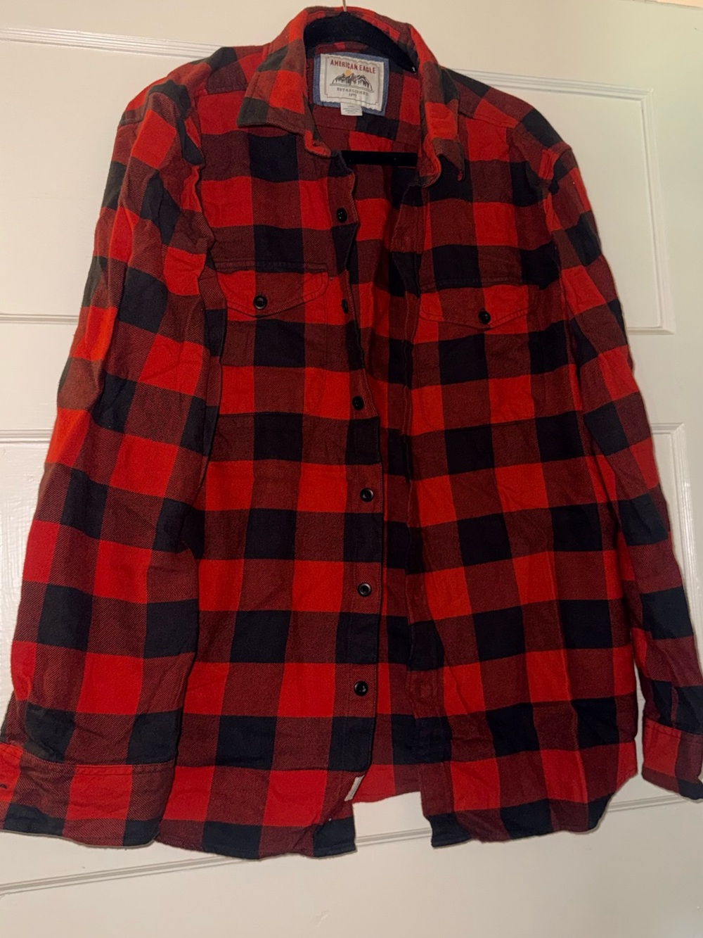 American Eagle Outfitters Red and Black Buffalo Plaid Button-Down Shirt